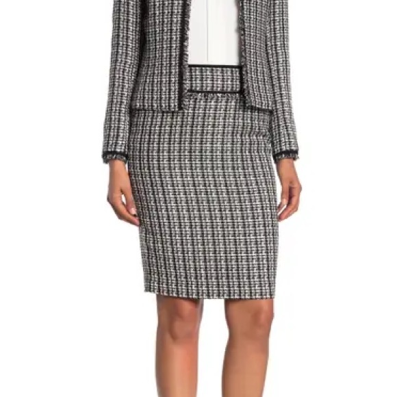 ✨NWT Calvin Klein Tweed Fringe Pencil Skirt - Picture 2 of 4